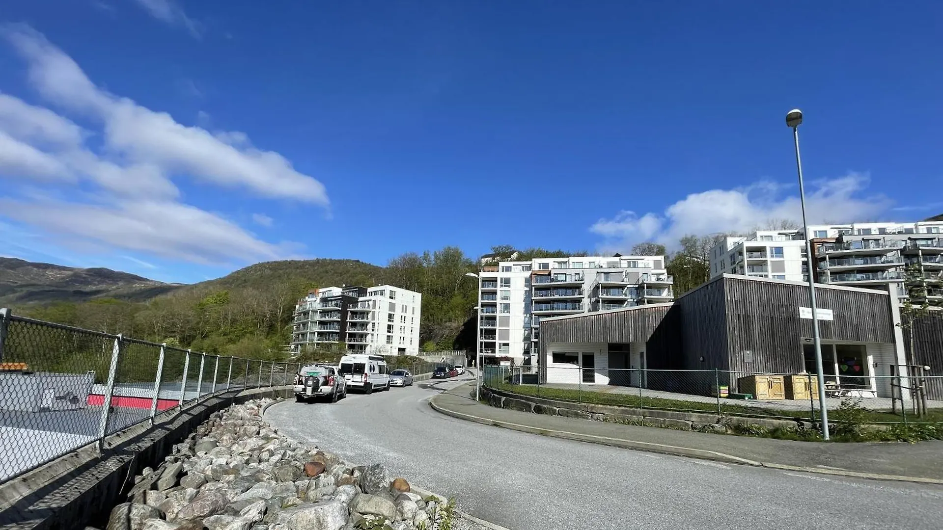 Apartment 3 Sleeping Rooms For 82M2 Which Direct Traffic To Airport And City Center Bergen Norwegen