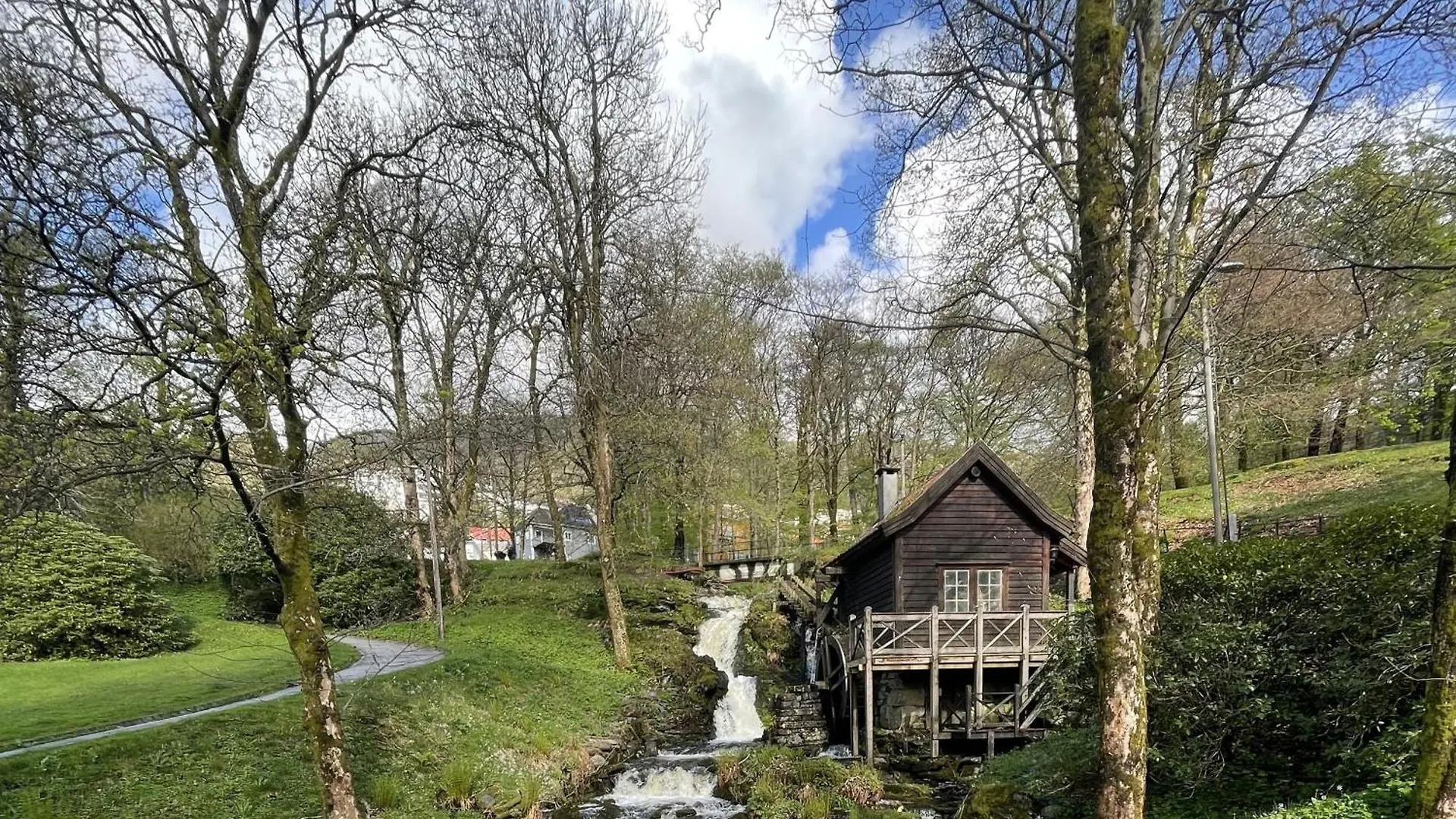 3 Sleeping Rooms For 82M2 Which Direct Traffic To Airport And City Center Bergen 0*,  Norwegen